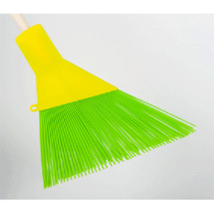 SCOPA PVC VERDE A FILI PIATTA